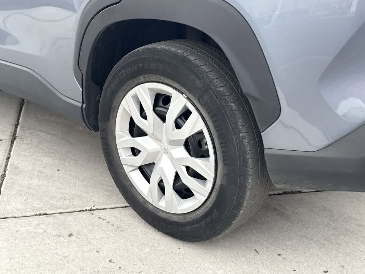 Thumbnail: 2023 Toyota Corolla Cross - 8