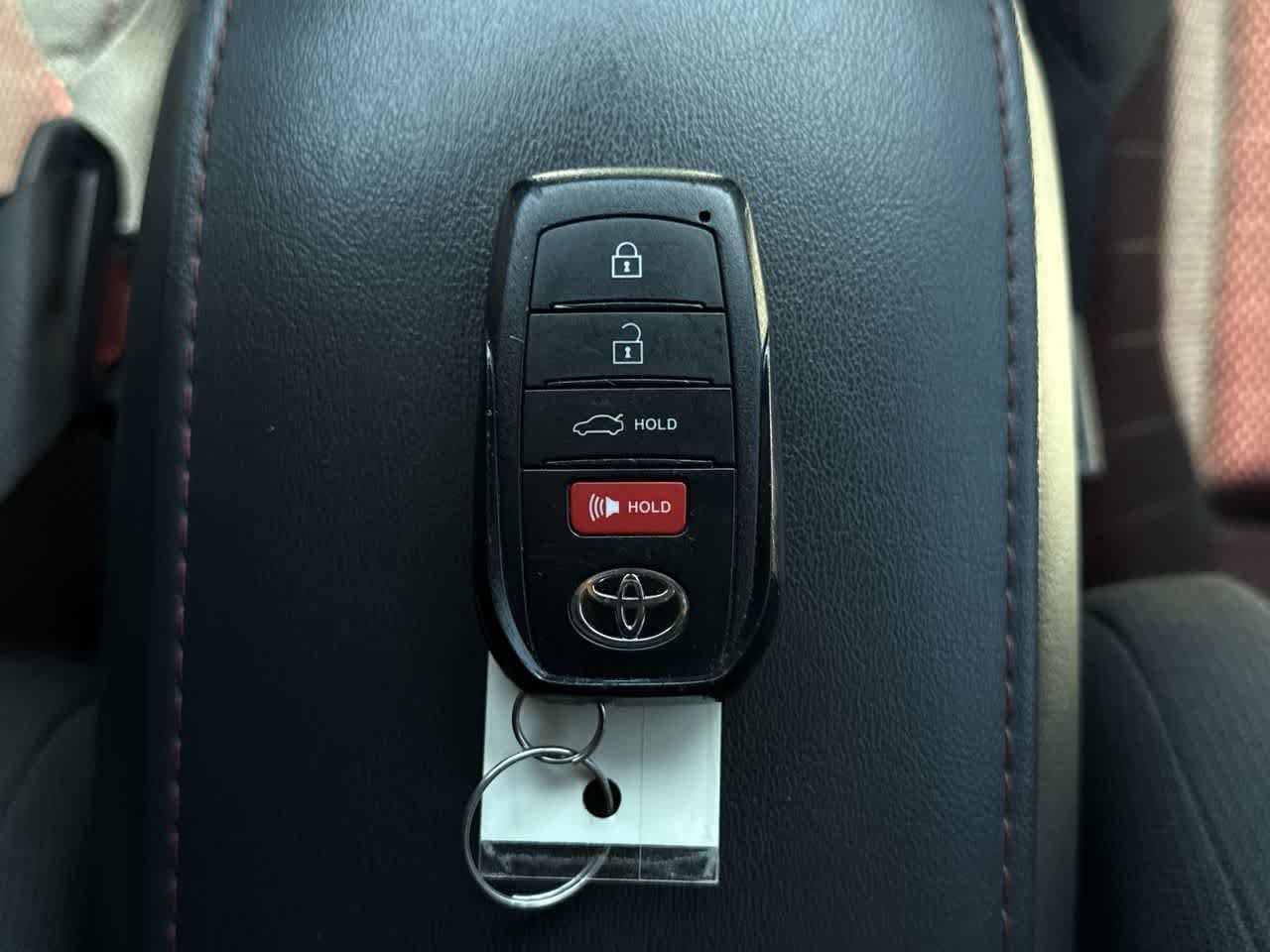 2023 Toyota Corolla SE - Photo 23