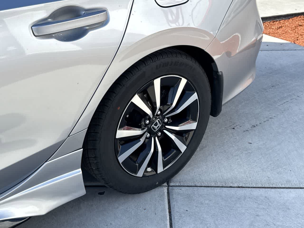 Thumbnail: 2023 Honda Civic - 8