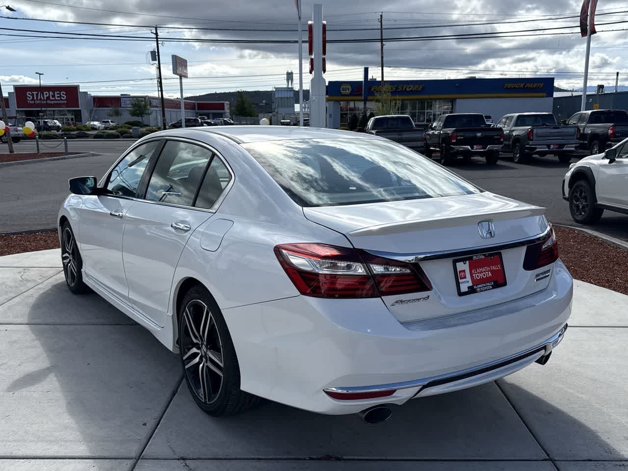 Thumbnail: 2017 Honda Accord - 5