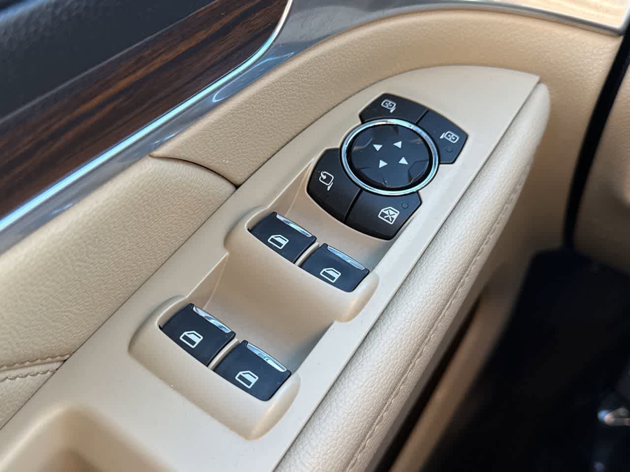 Thumbnail: 2017 Ford Explorer - 22