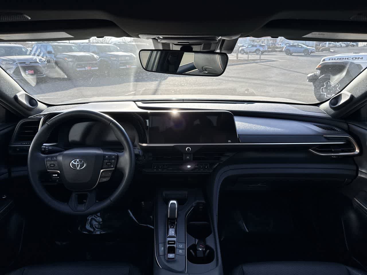 Thumbnail: 2023 Toyota Crown - 15