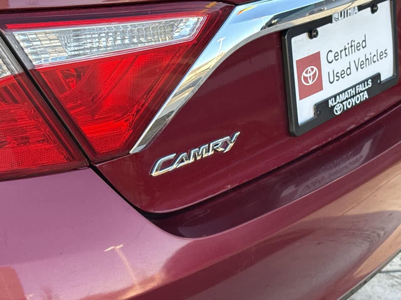 Thumbnail: 2017 Toyota Camry - 9