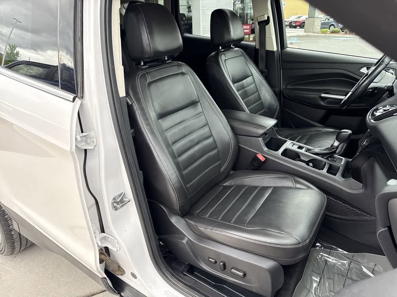 Thumbnail: 2017 Ford Escape - 14