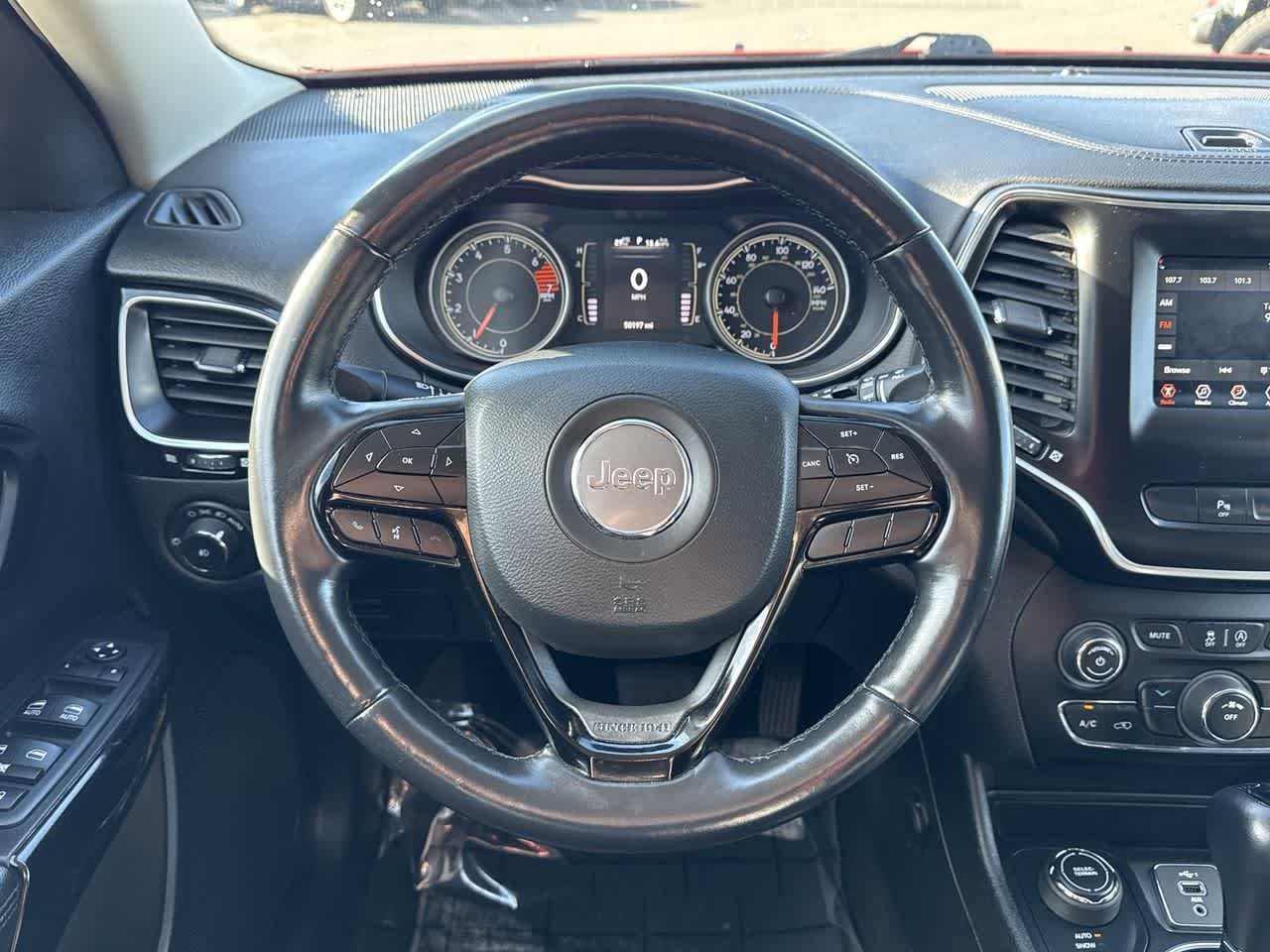 Thumbnail: 2021 Jeep Cherokee - 16