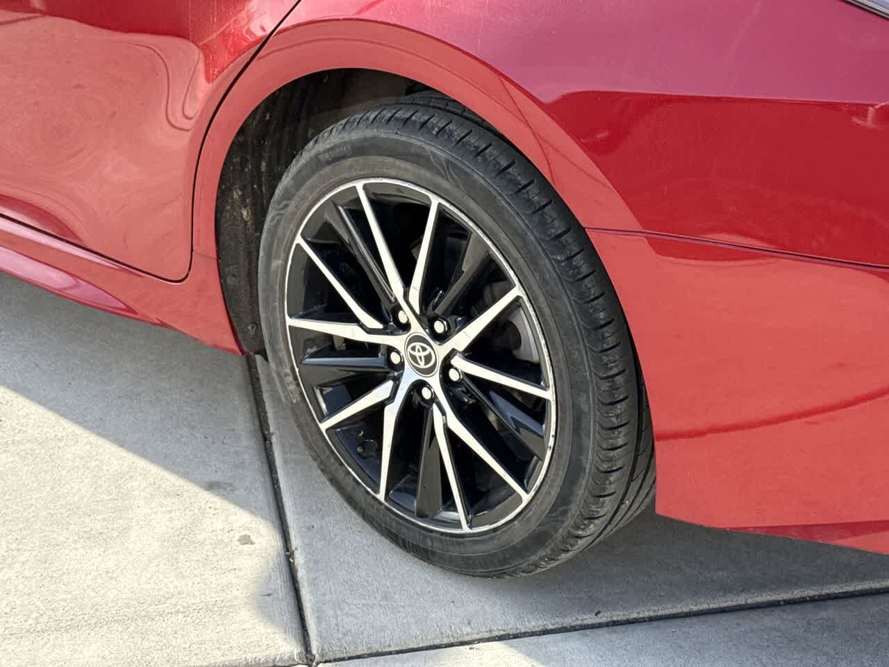 Thumbnail: 2021 Toyota Camry - 8