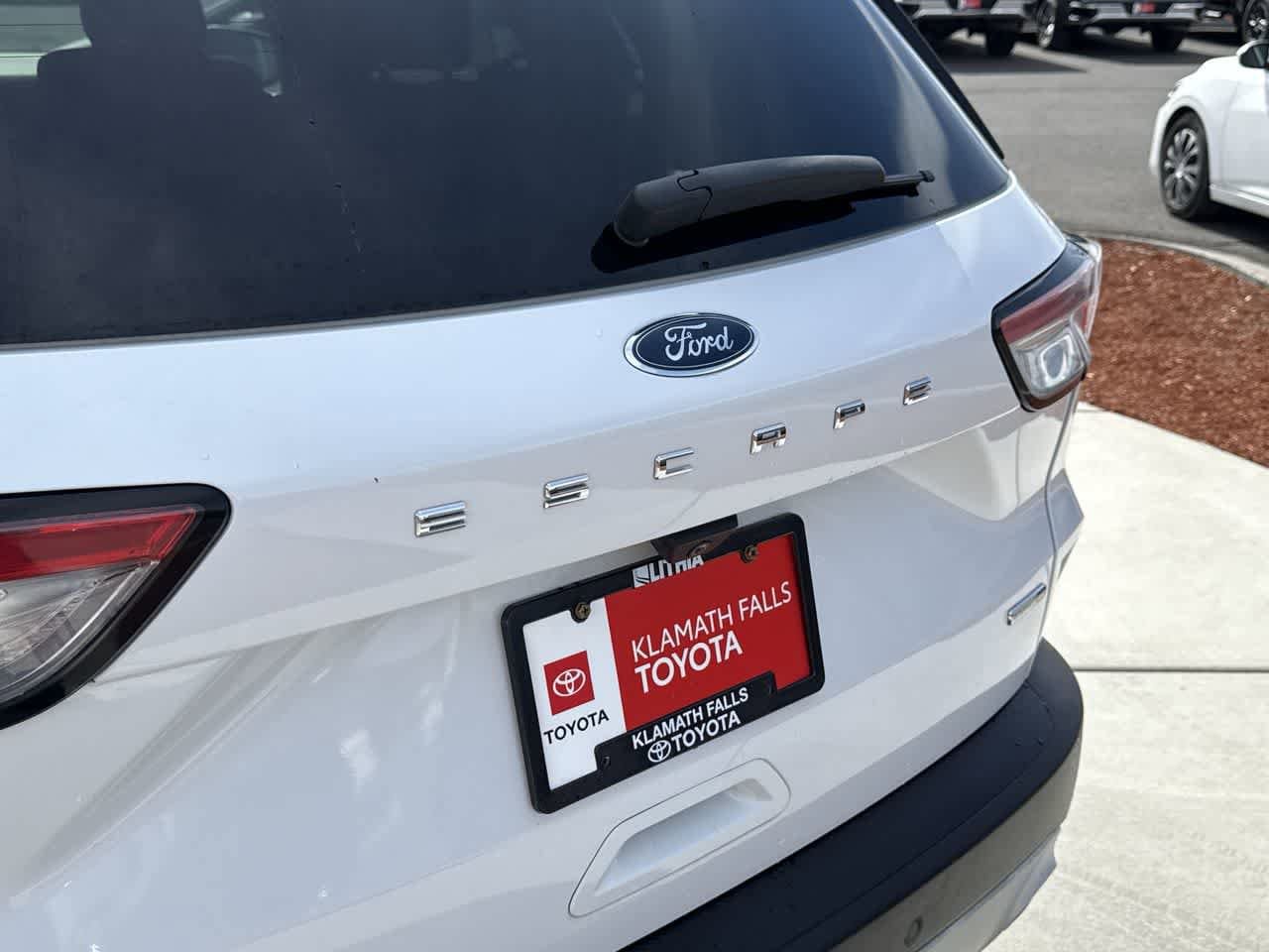 Thumbnail: 2020 Ford Escape - 9