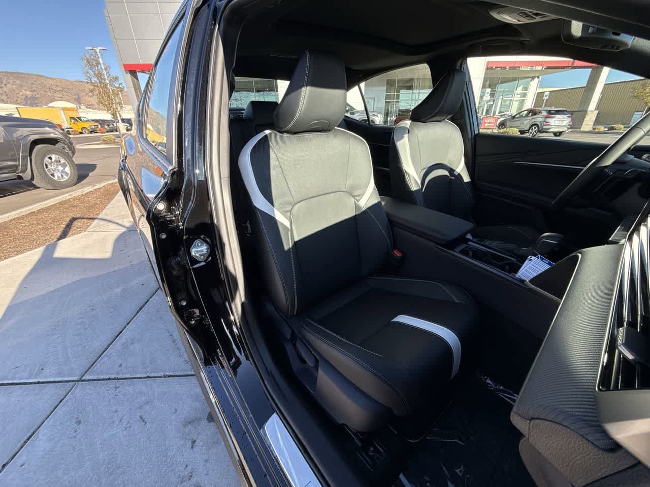 Thumbnail: 2026 Toyota Camry - 14