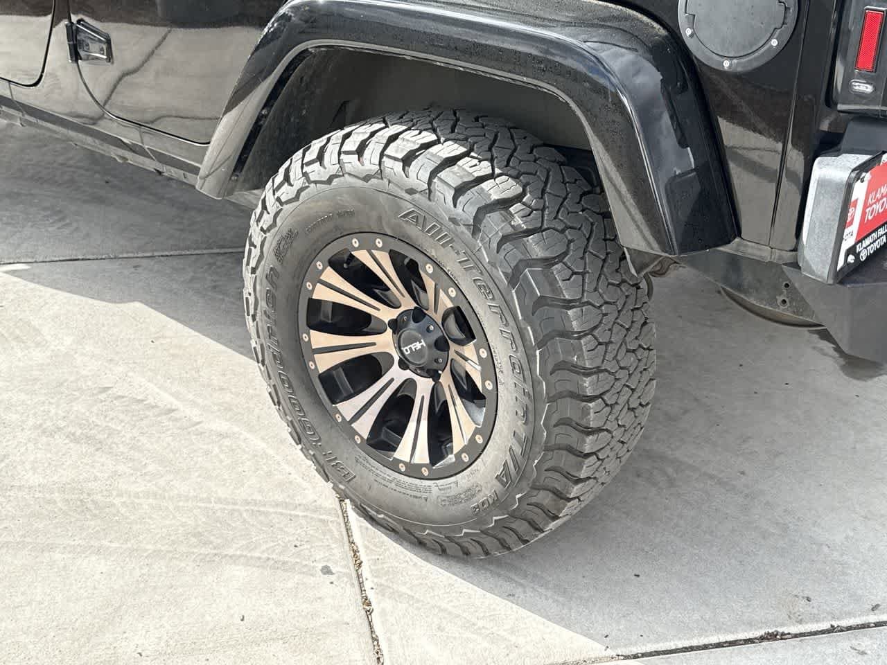 Thumbnail: 2015 Jeep Wrangler - 8