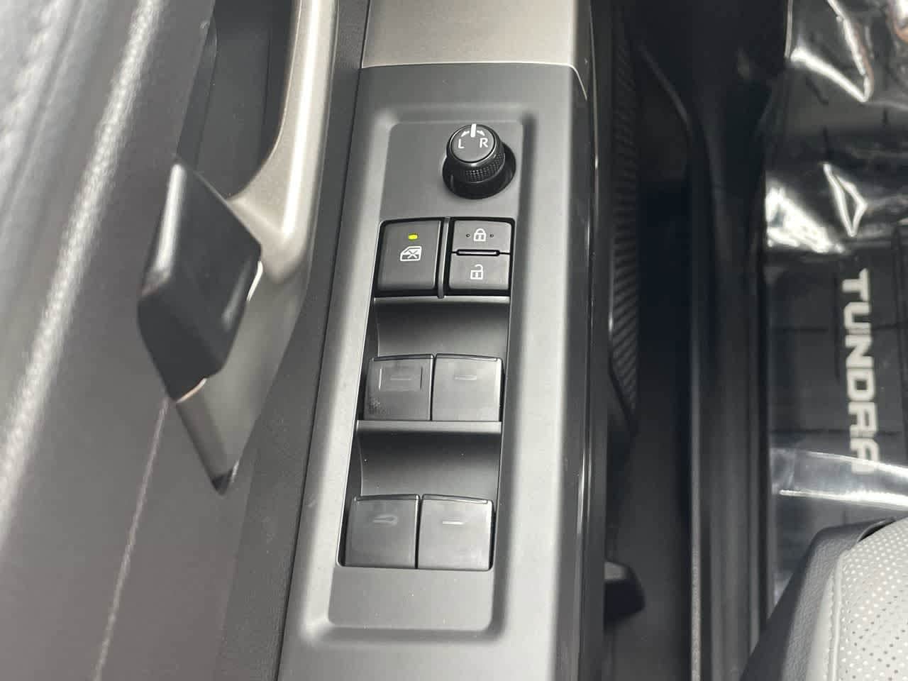 Thumbnail: 2023 Toyota Tundra - 25