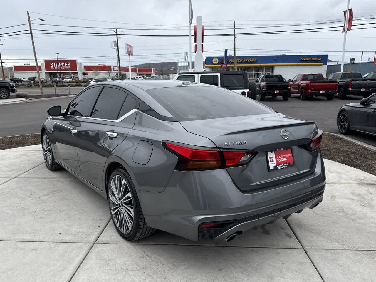 Thumbnail: 2023 Nissan Altima - 5