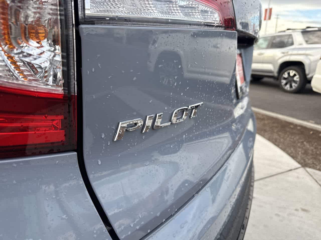 Thumbnail: 2022 Honda Pilot - 9