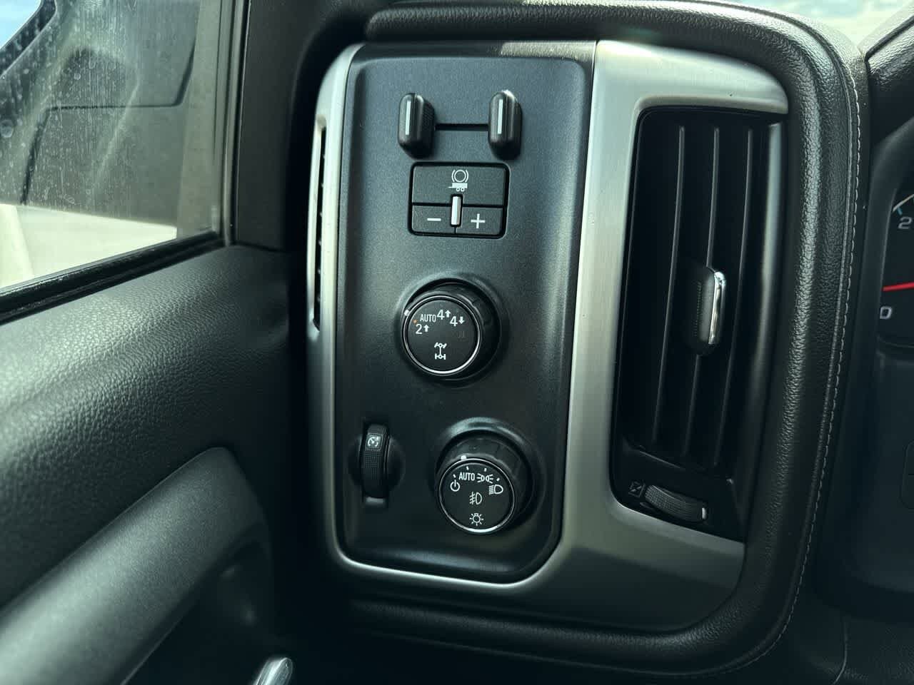 Thumbnail: 2018 GMC Sierra 1500 - 21