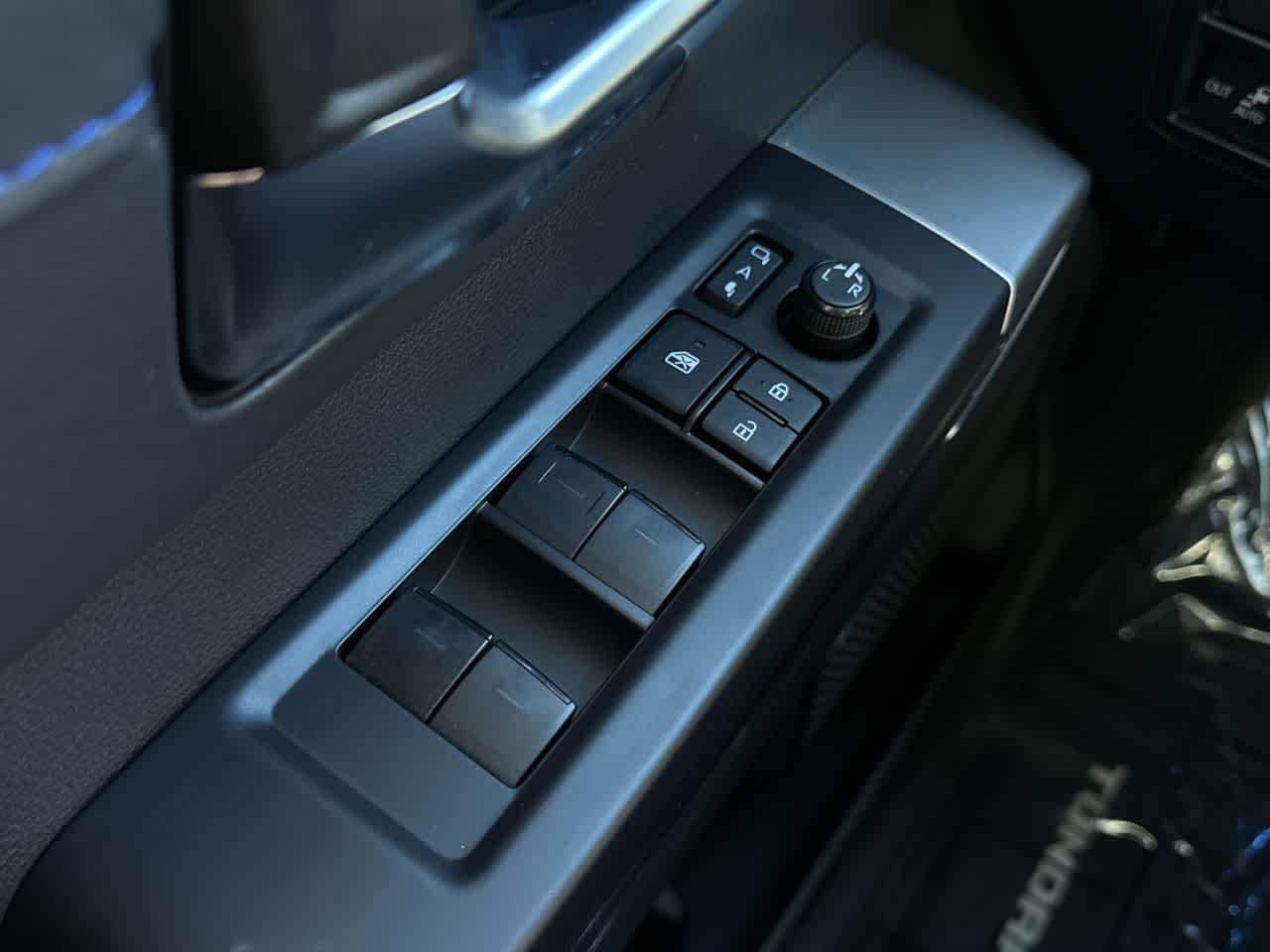 Thumbnail: 2024 Toyota Tundra - 22