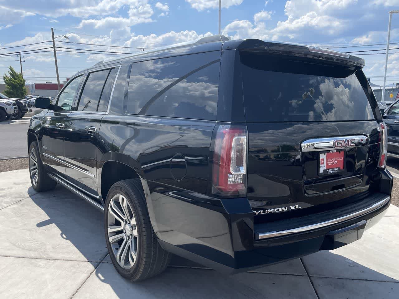 Thumbnail: 2019 GMC Yukon XL - 5