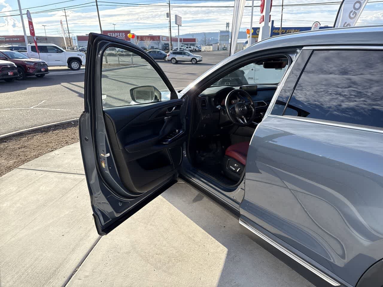 Thumbnail: 2022 Mazda CX-9 - 10