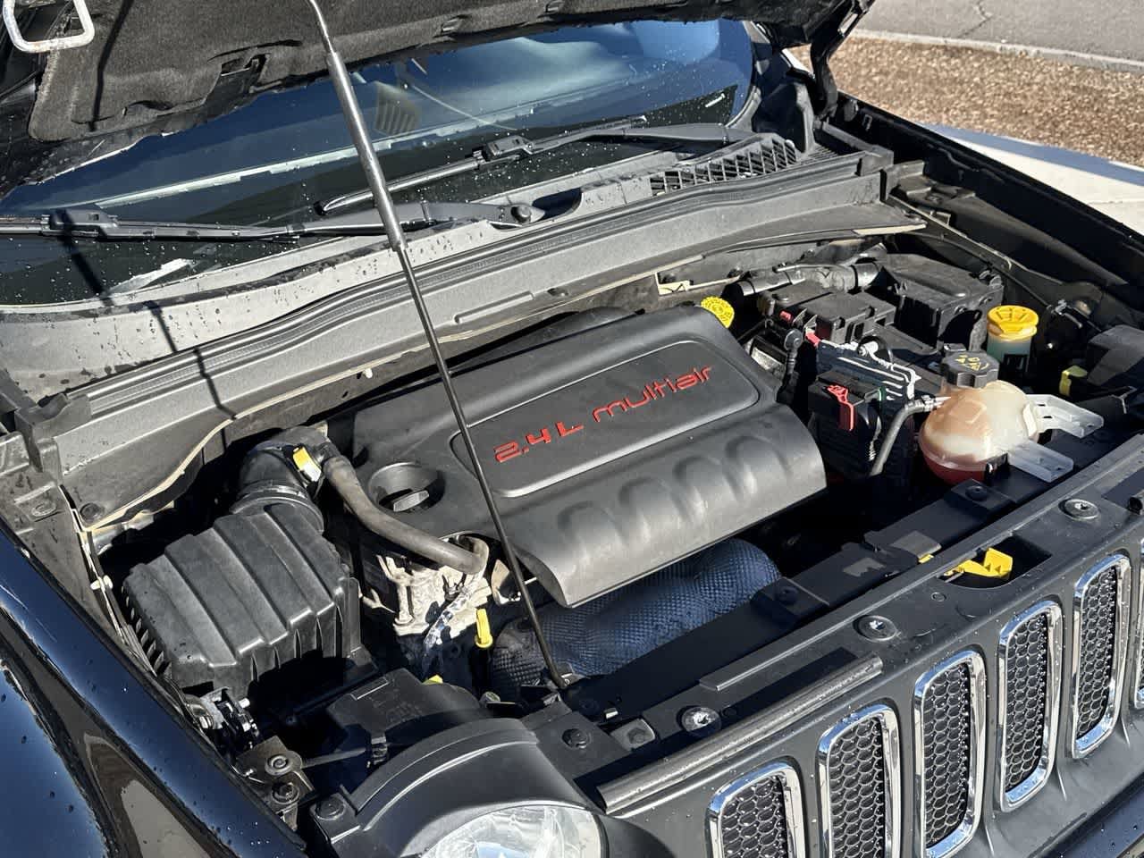 Thumbnail: 2017 Jeep Renegade - 7