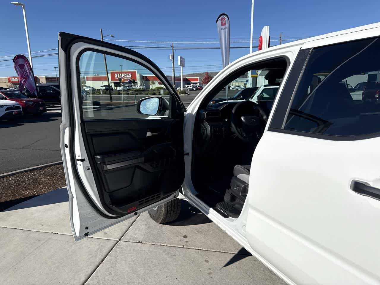 Thumbnail: 2025 Toyota Tacoma - 10