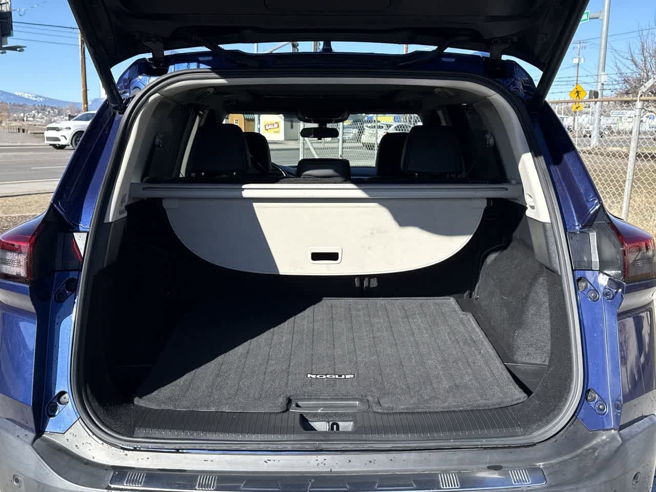 Thumbnail: 2023 Nissan Rogue - 6