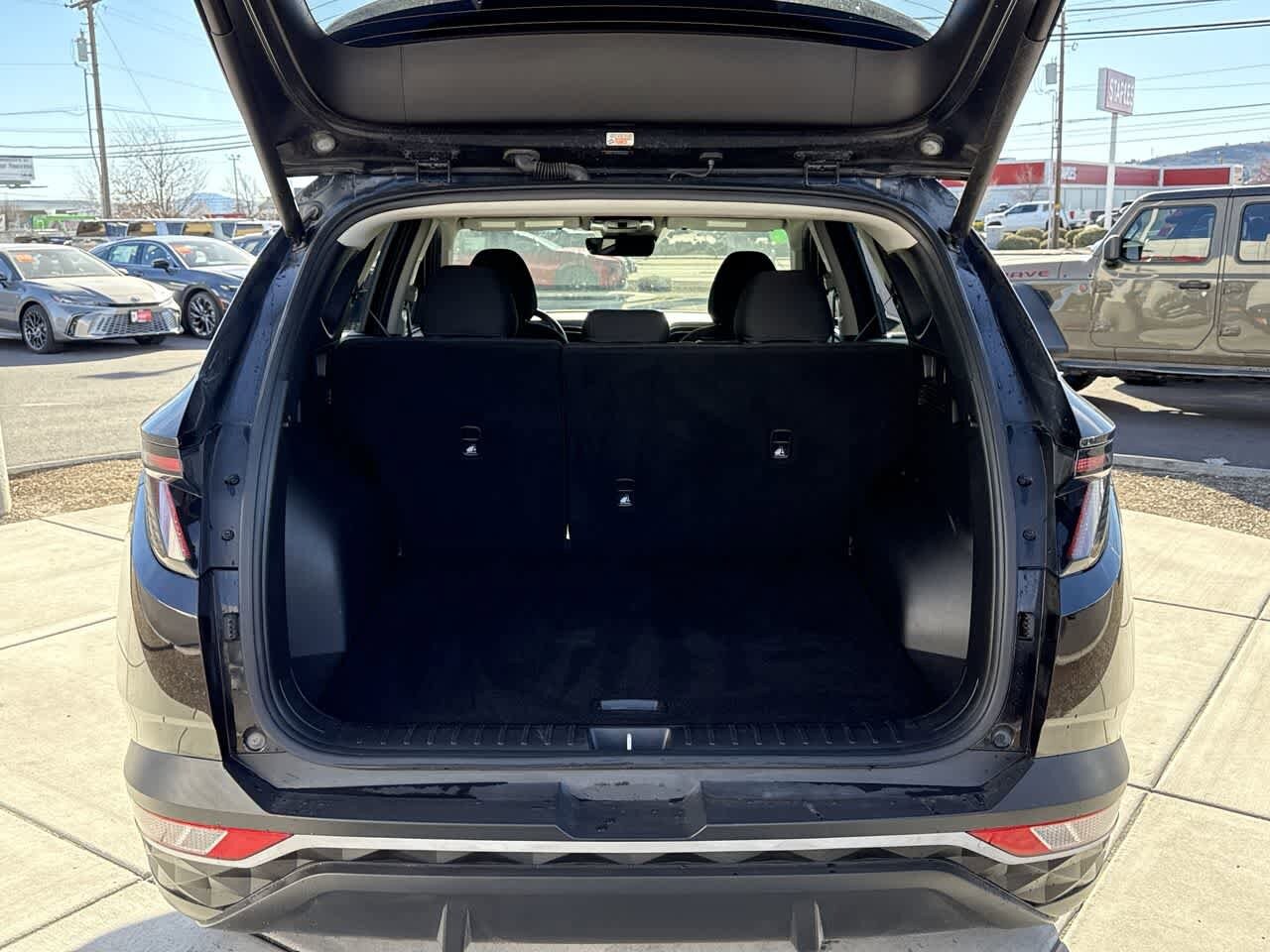 Thumbnail: 2022 Hyundai Tucson - 6