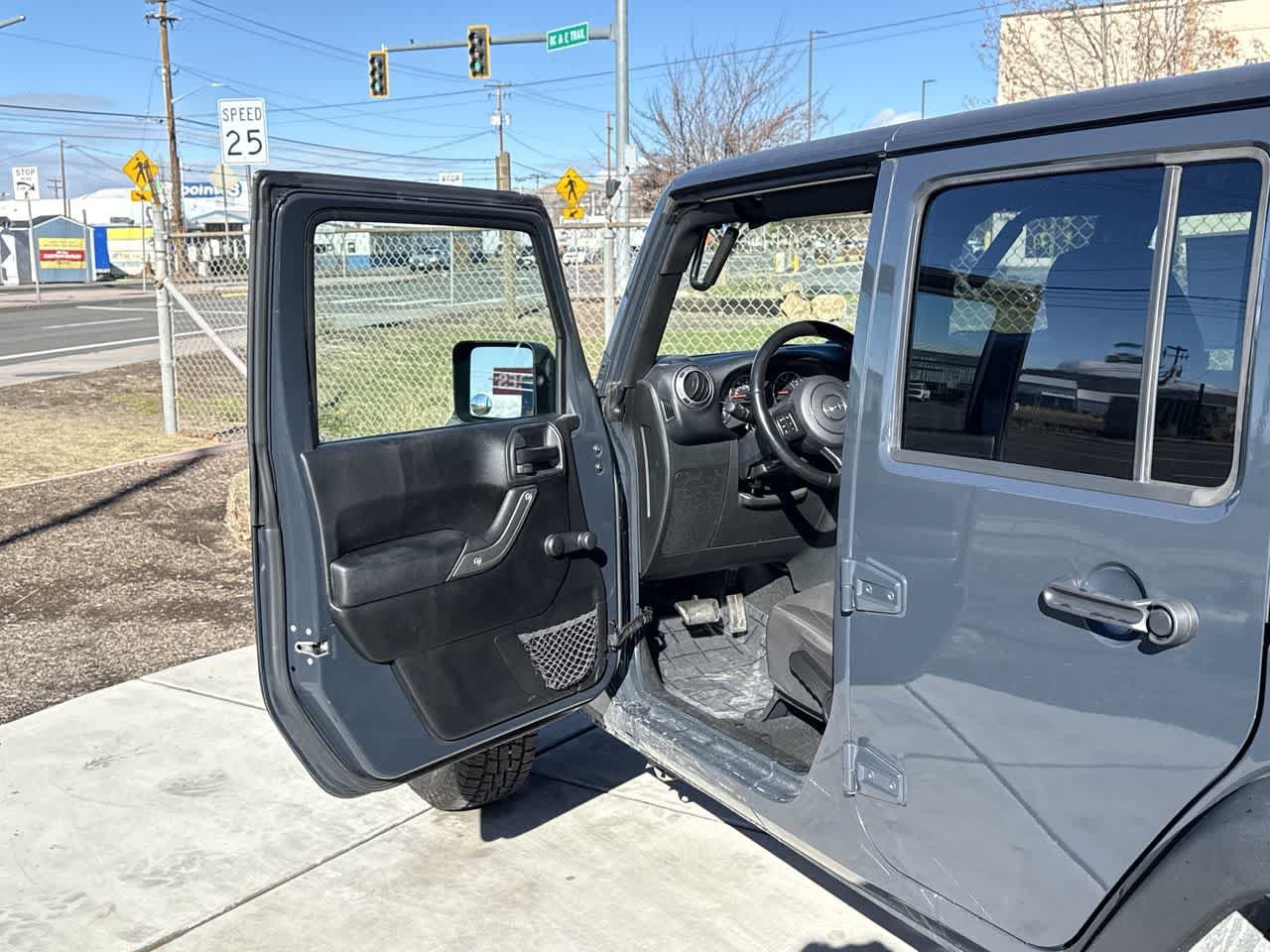 Thumbnail: 2018 Jeep Wrangler - 10
