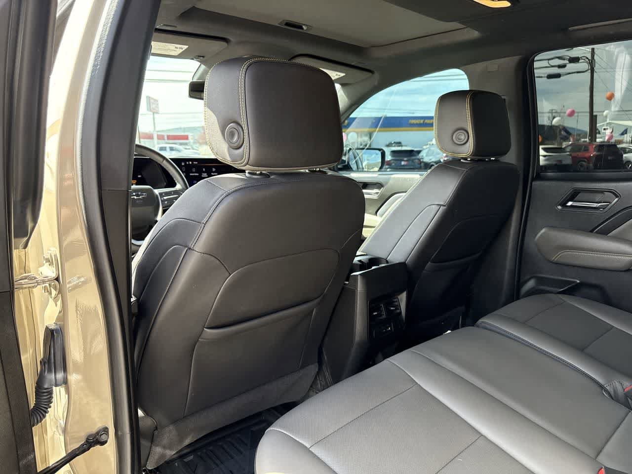 Thumbnail: 2024 Chevrolet Colorado - 12