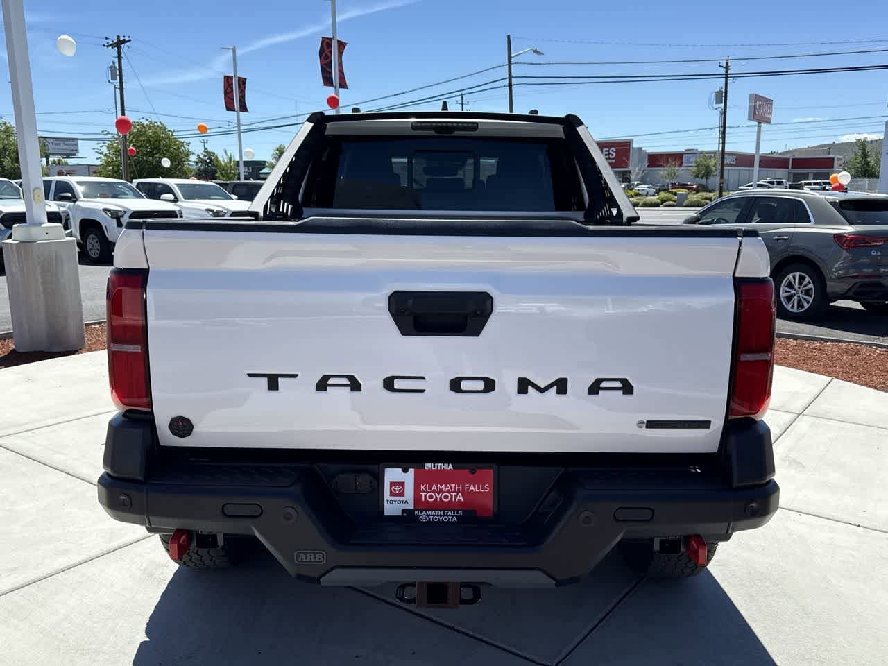 2026 Toyota Tacoma Trailhunter - Photo 4