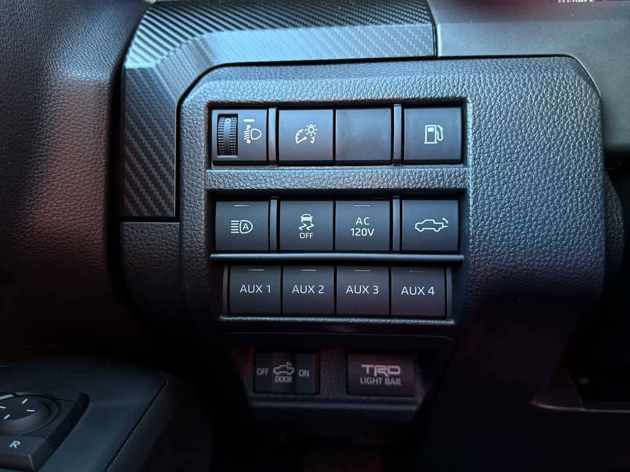 Thumbnail: 2025 Toyota Tacoma - 21