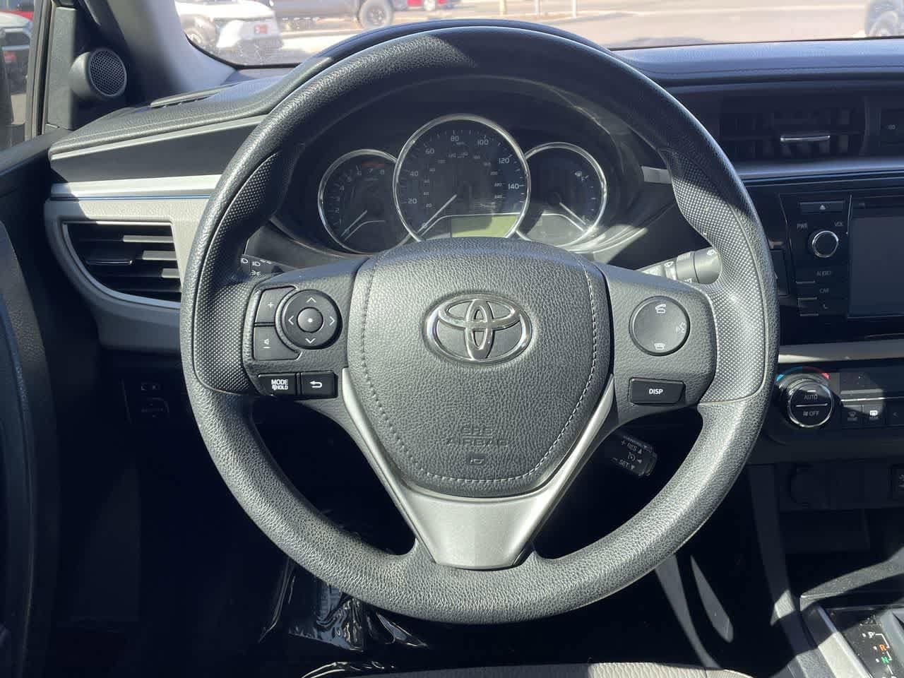 Thumbnail: 2016 Toyota Corolla - 16