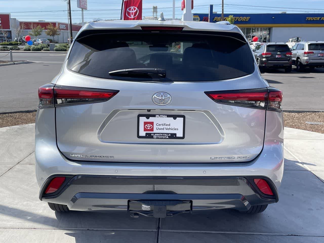 Thumbnail: 2021 Toyota Highlander - 4