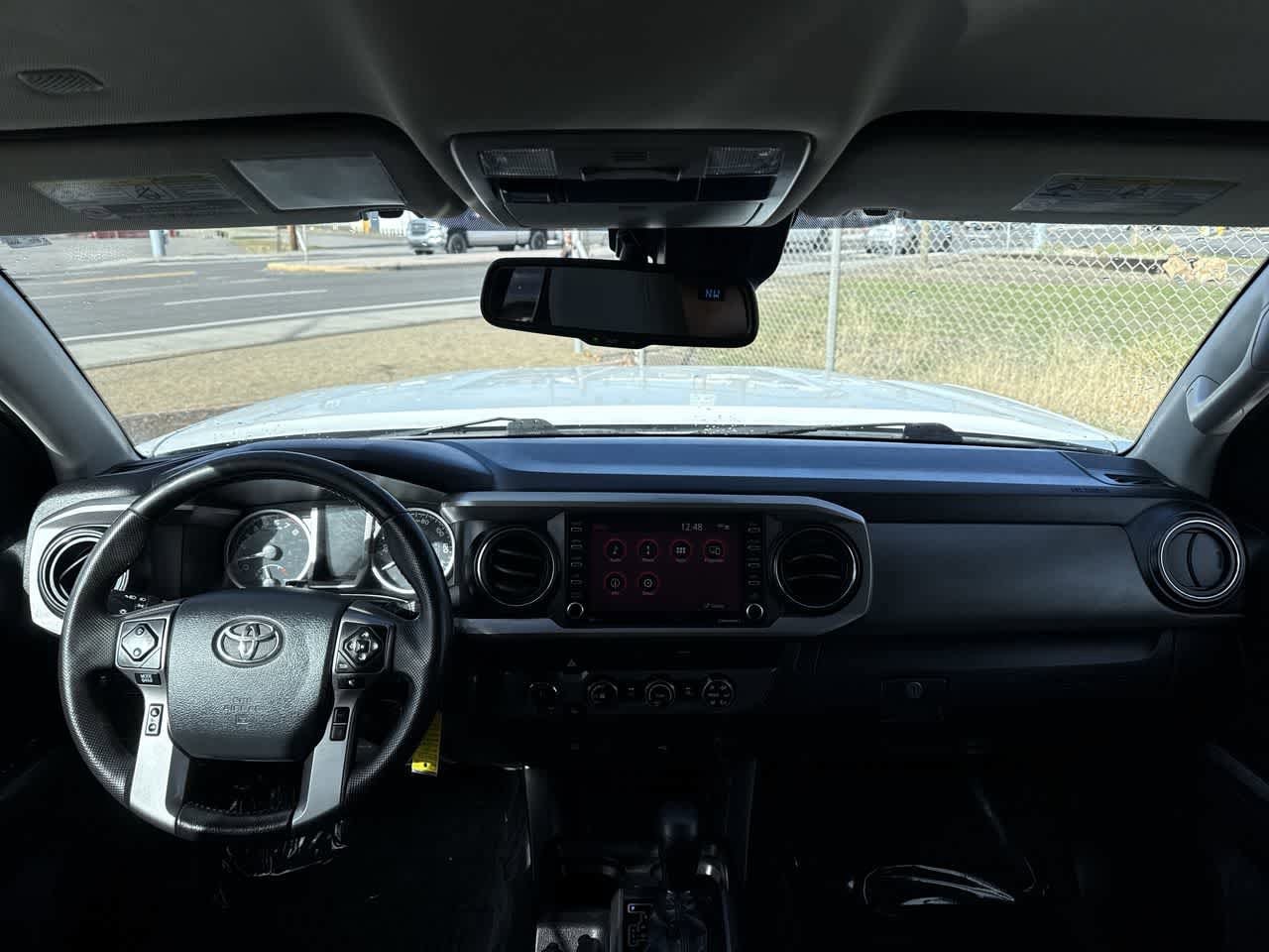 Thumbnail: 2020 Toyota Tacoma - 15