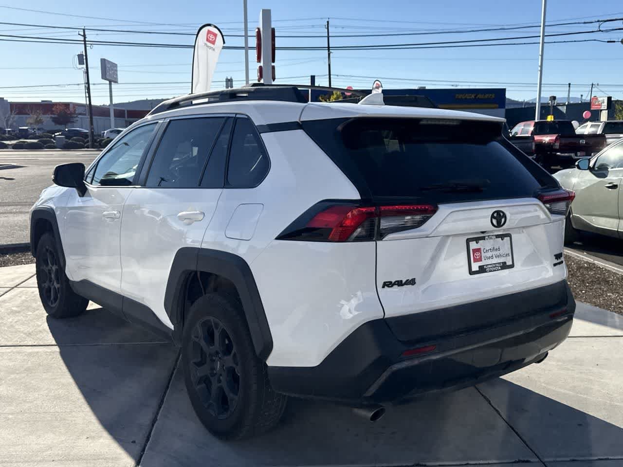 Thumbnail: 2022 Toyota RAV4 - 5