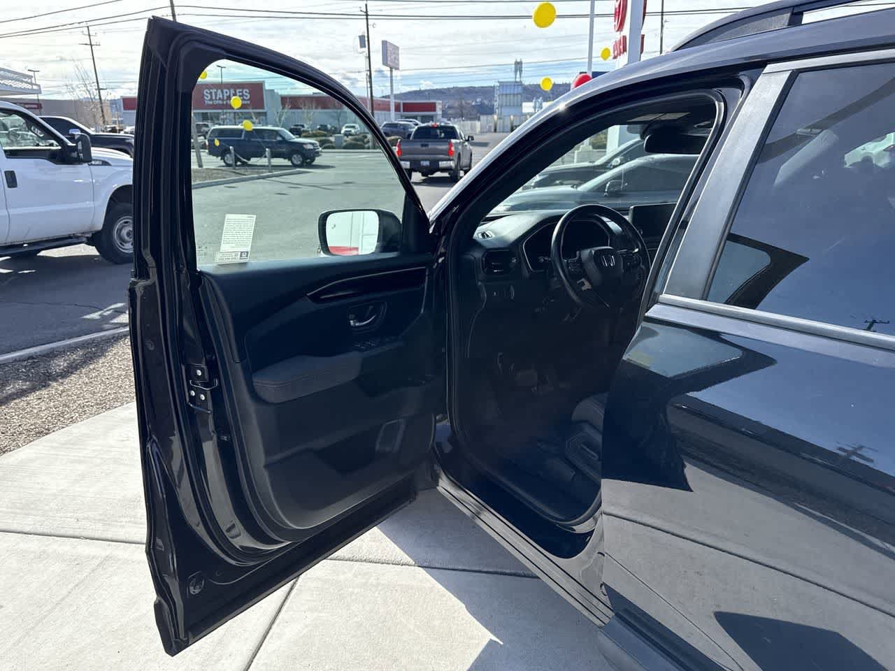 Thumbnail: 2023 Honda Pilot - 10