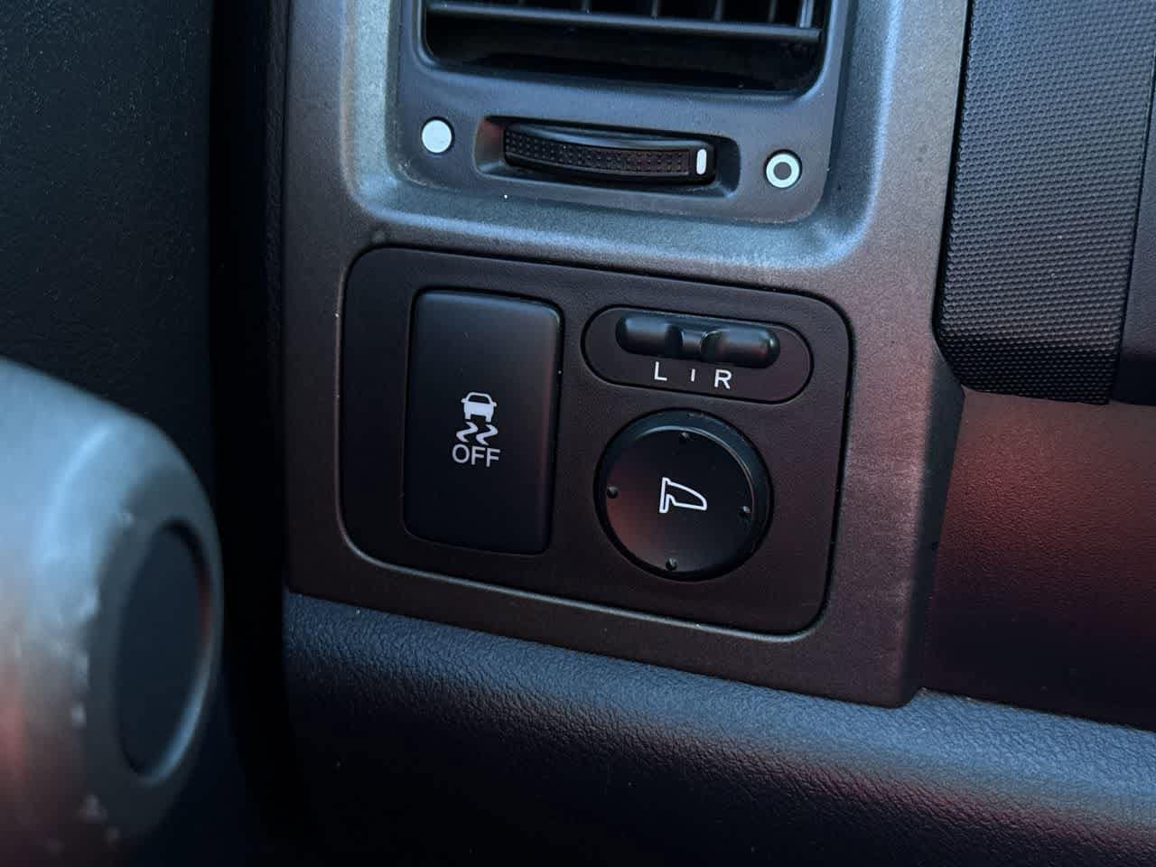 Thumbnail: 2010 Honda CR-V - 20