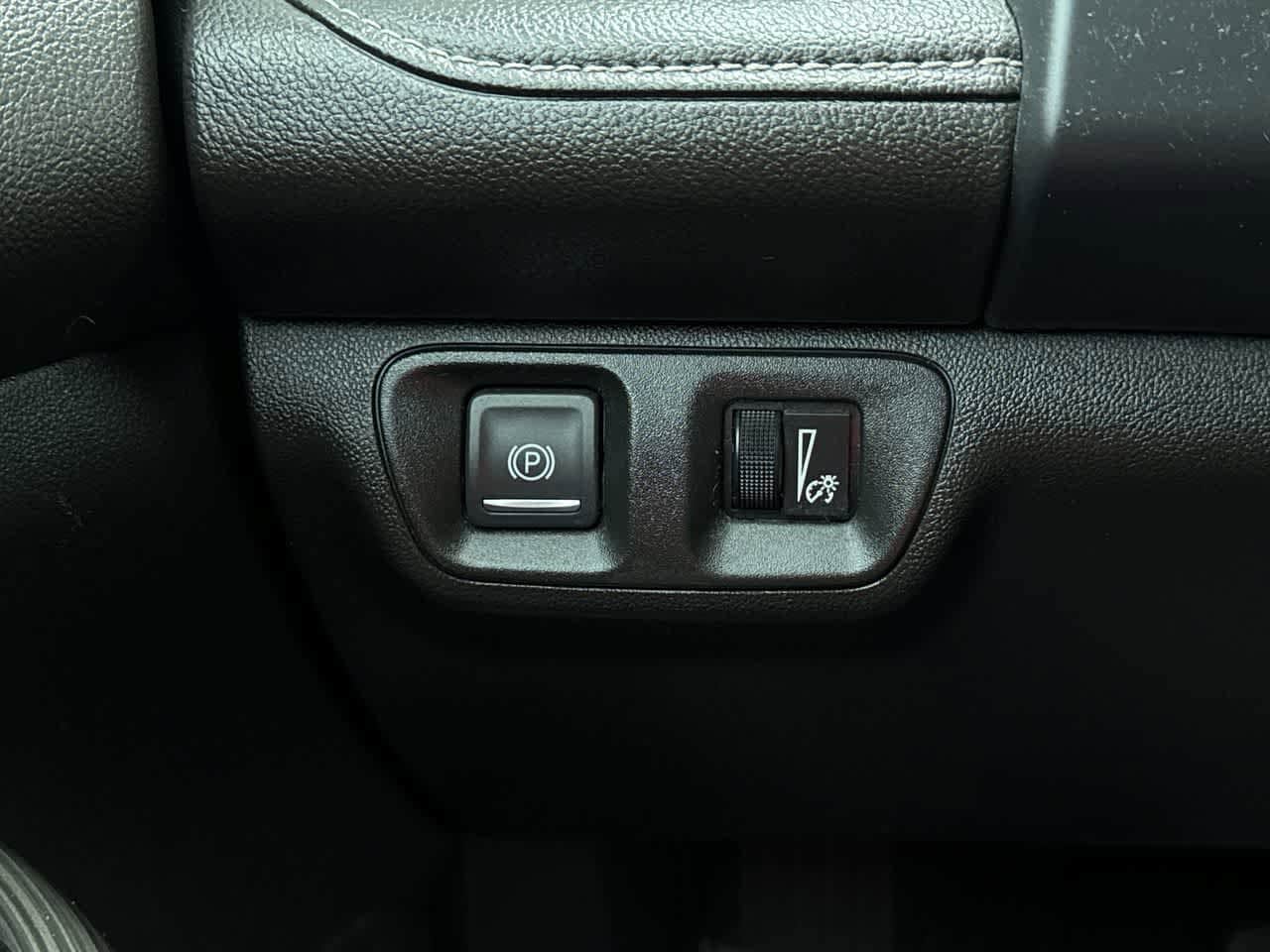 Thumbnail: 2020 GMC Acadia - 22