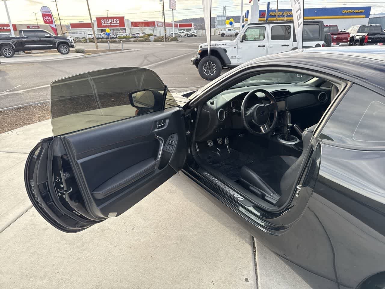 Thumbnail: 2015 Subaru BRZ - 10