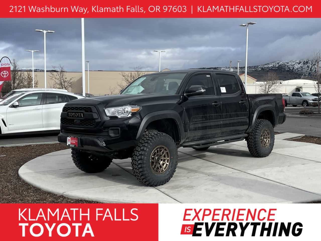 Thumbnail: 2023 Toyota Tacoma - 1