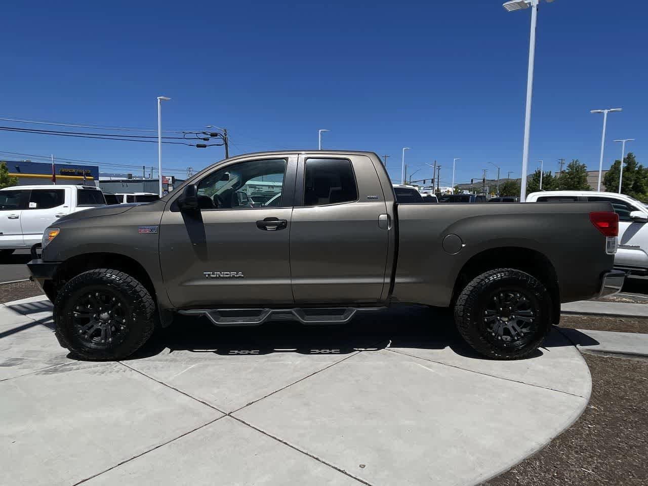 Thumbnail: 2010 Toyota Tundra - 2