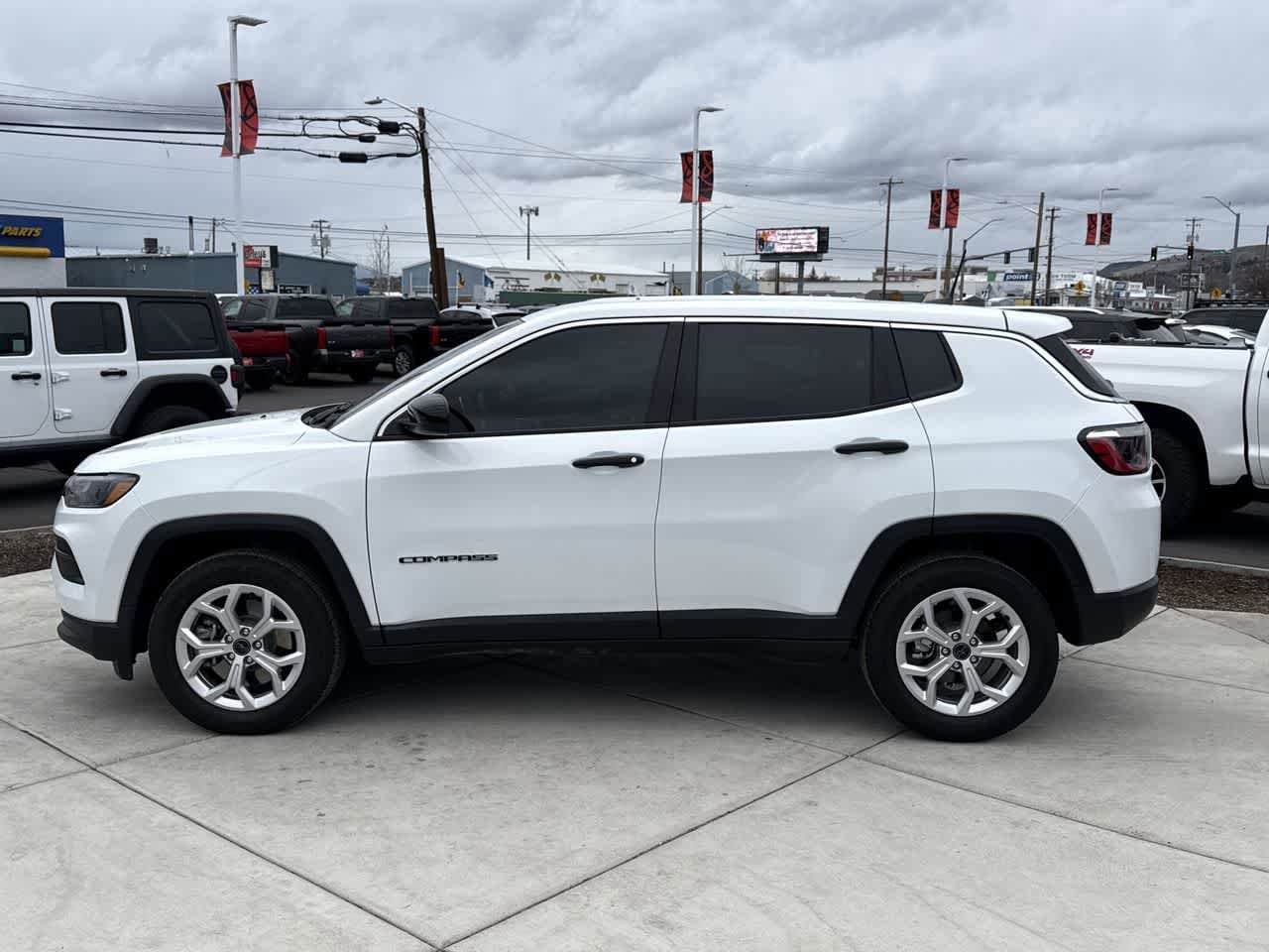 Thumbnail: 2025 Jeep Compass - 2
