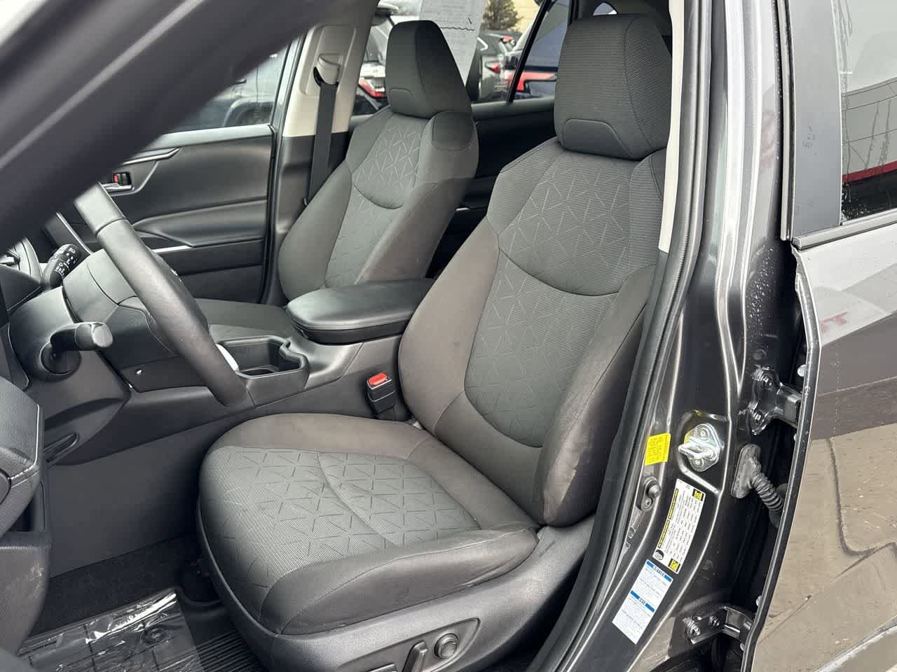 Thumbnail: 2023 Toyota RAV4 - 11