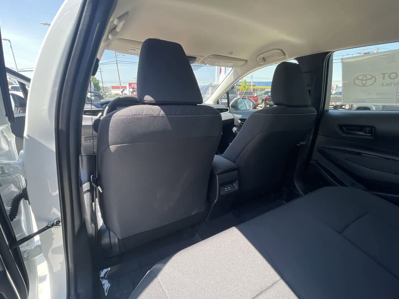 Thumbnail: 2025 Toyota Corolla - 13