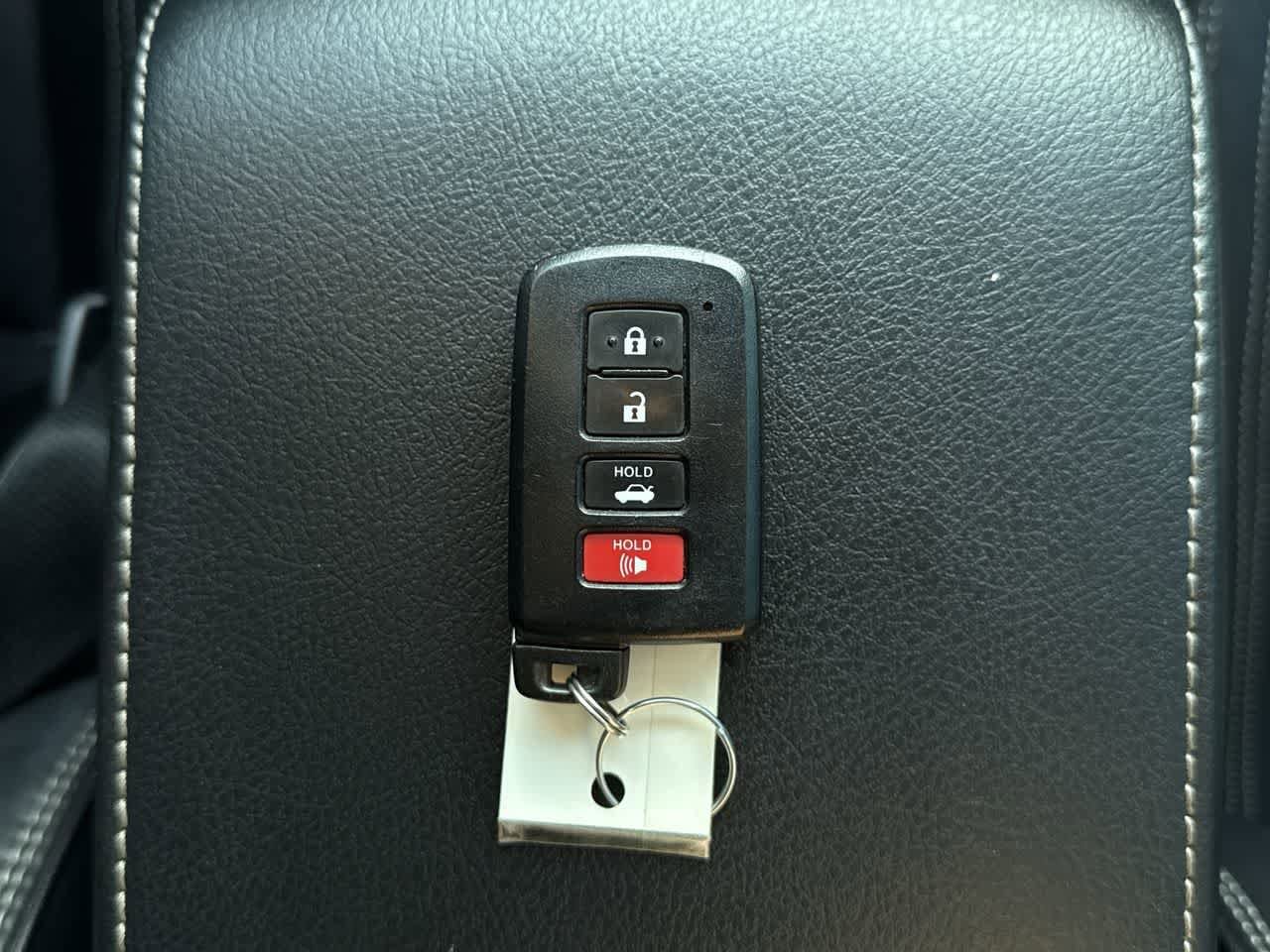 Thumbnail: 2017 Toyota Camry - 23