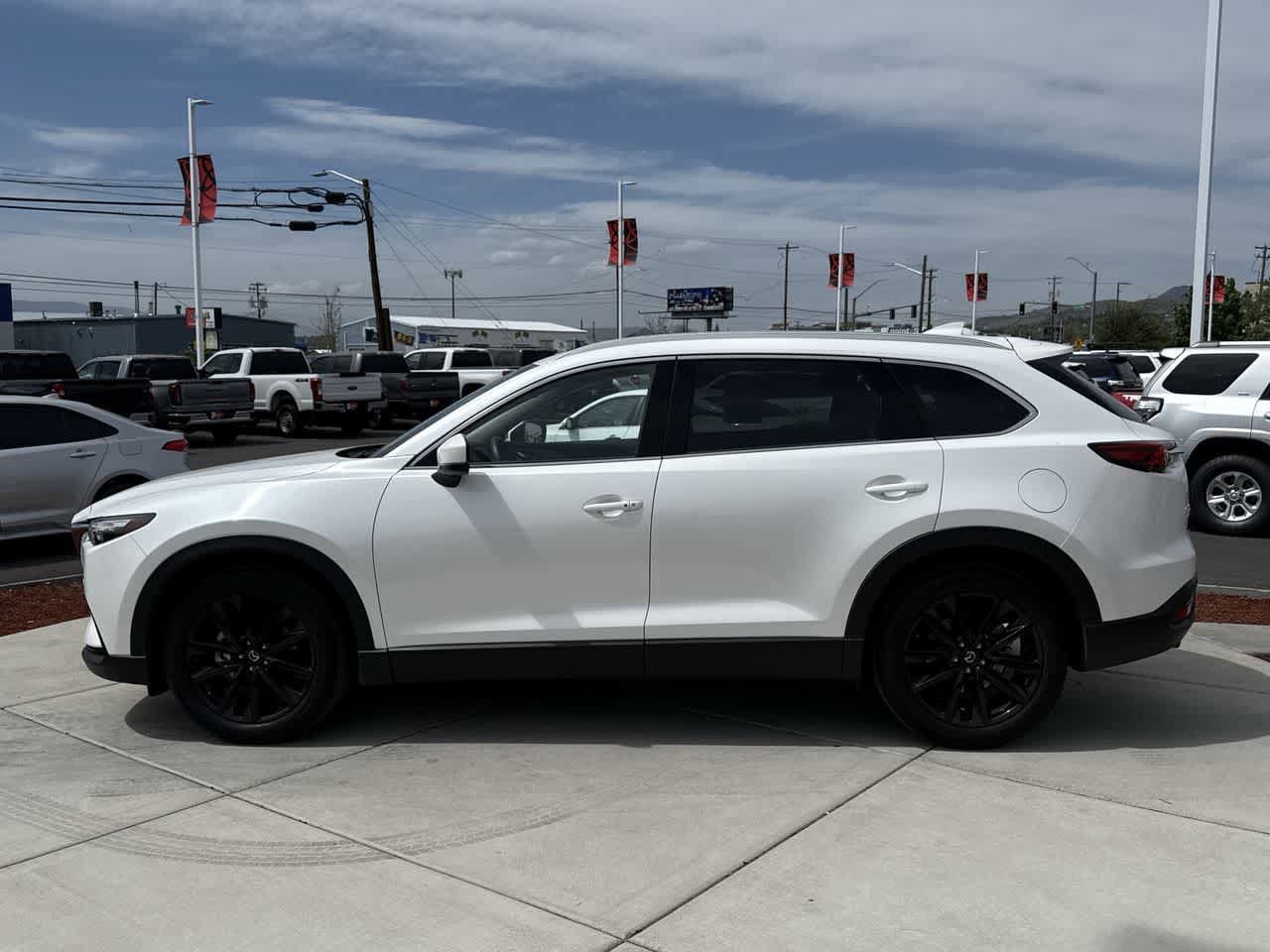 Thumbnail: 2022 Mazda CX-9 - 2