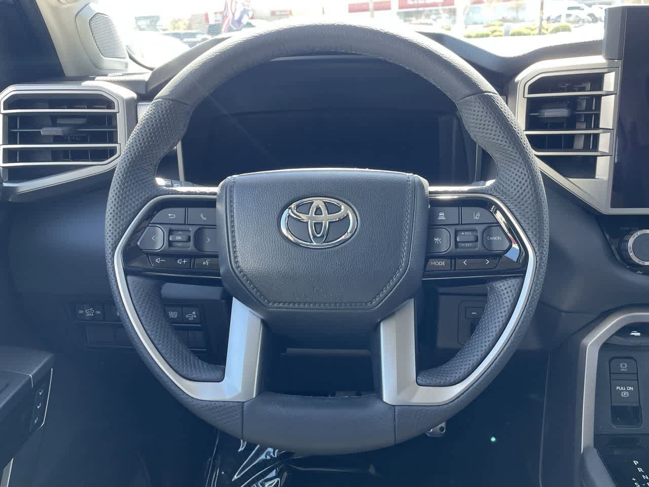 Thumbnail: 2024 Toyota Tundra - 17