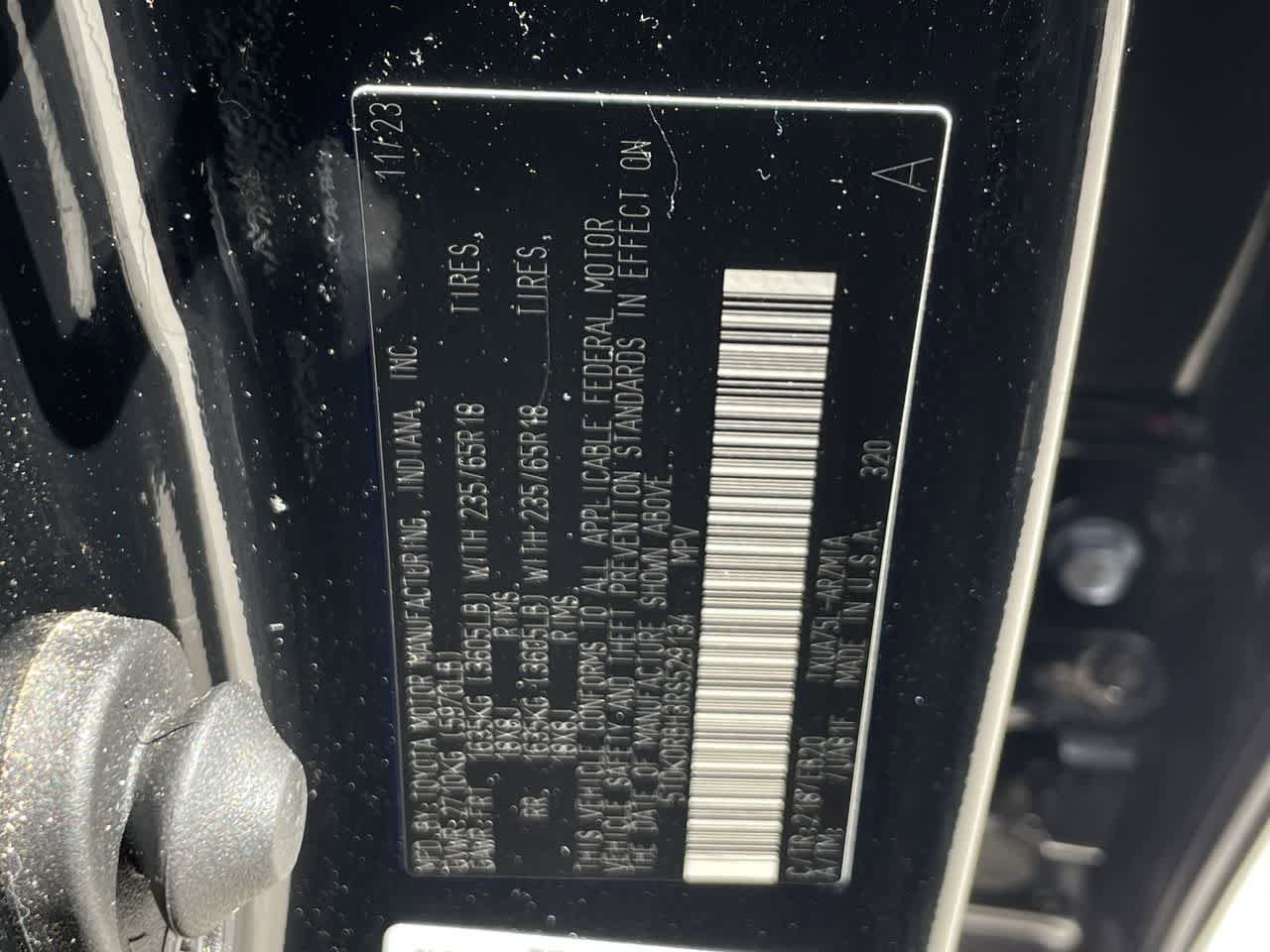 2024 Toyota Highlander XLE 25