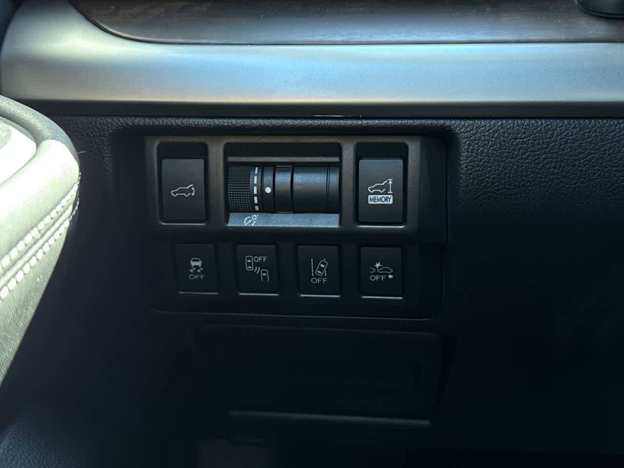 Thumbnail: 2018 Subaru Outback - 21