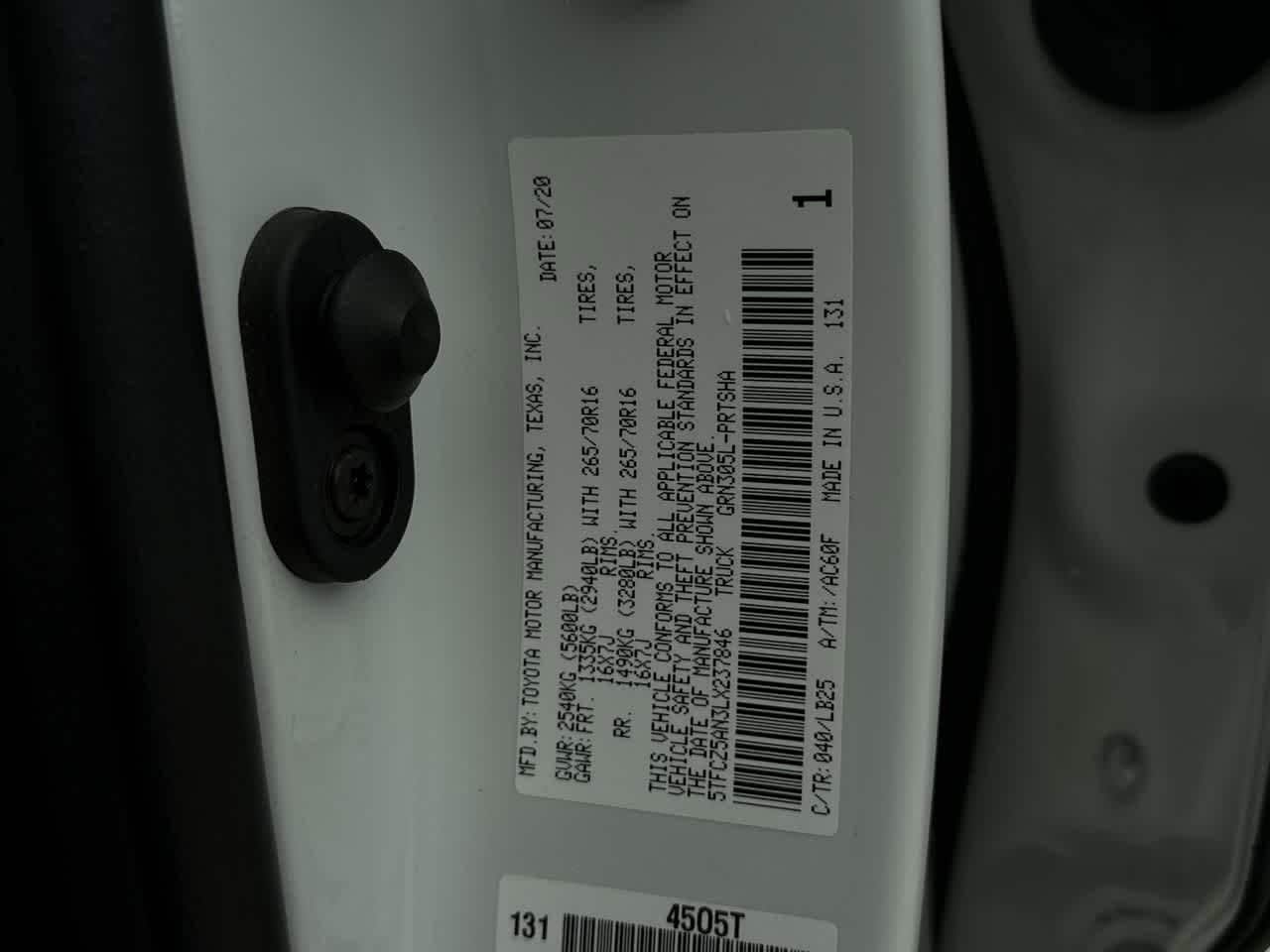 Thumbnail: 2020 Toyota Tacoma - 24