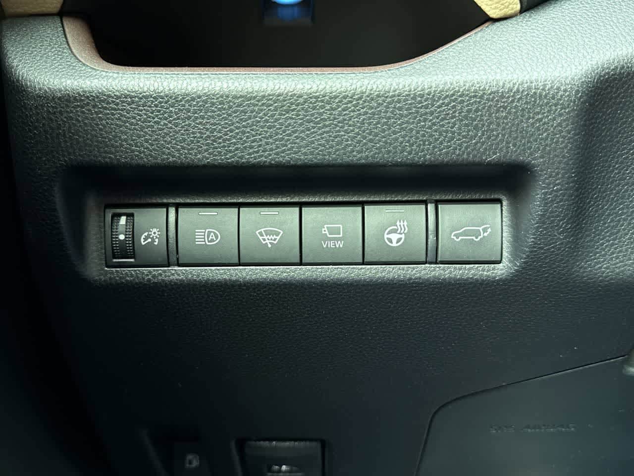 Thumbnail: 2019 Toyota RAV4 - 21