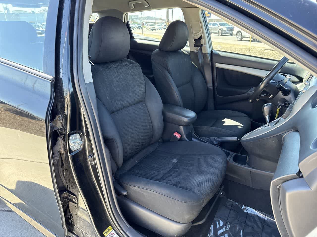 Thumbnail: 2011 Toyota Matrix - 14