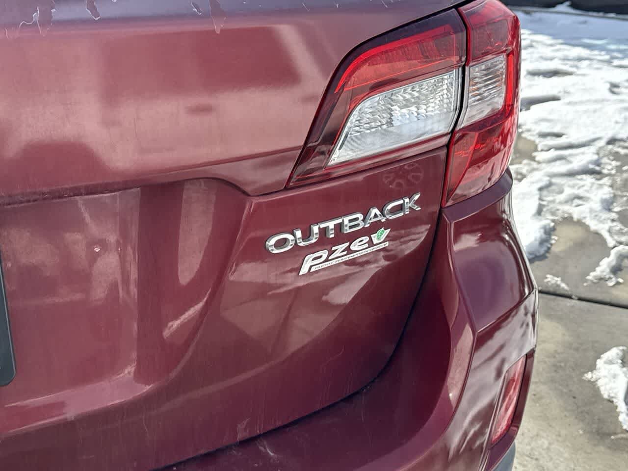 Thumbnail: 2015 Subaru Outback - 9